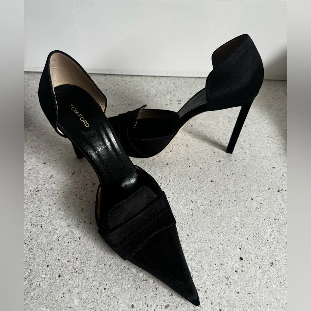 Tom Ford Elegant Black Heels RUNWAY - Picture 2 of 5
